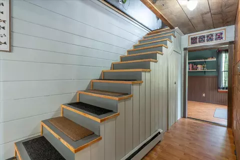 Entry Way - 33 Blake Farm Rd, Edgecomb, ME 04556 photo 2 of 3