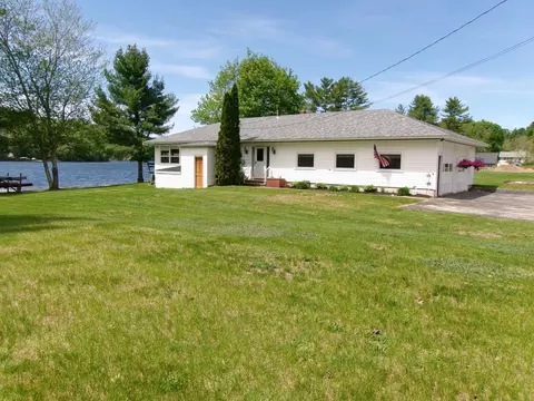 28 Keith St, Livermore, ME 04253
