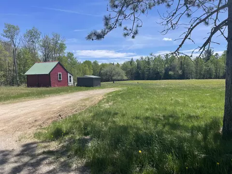 43 Barker Rd, Burlington, ME 04417