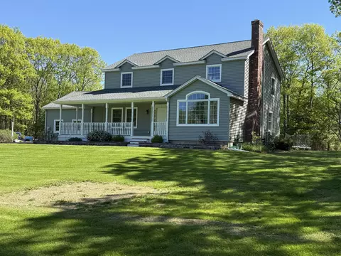 62 Sherwood Ln, Vassalboro, ME 04989