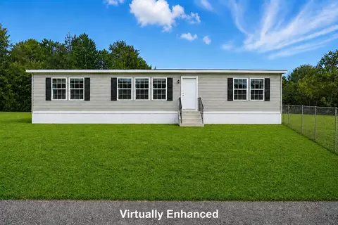 506 Poland Rd, Auburn, ME 04210