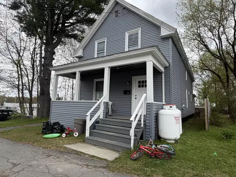 6 High St, Waterville, ME 04901