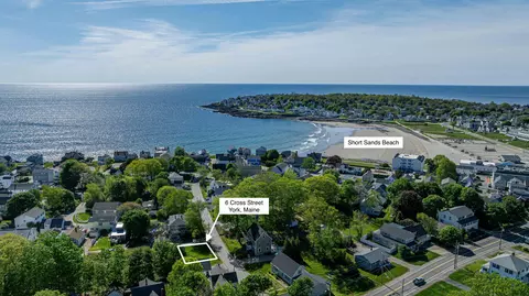 6 Cross St, York, ME 03909