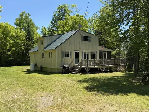 458 Manhanock Pond Rd, Sangerville, ME 04479
