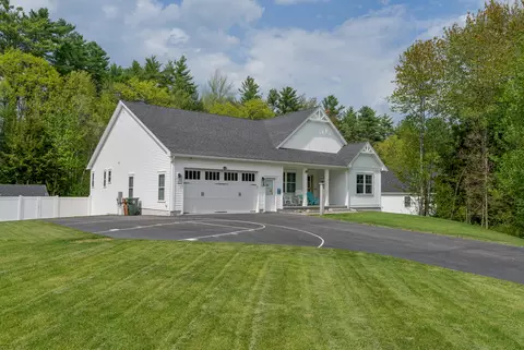 56 Ocean Greens Dr, Saco, ME 04072
