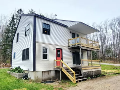 6 Skyscraper Hill Rd, Brooks, ME 04921