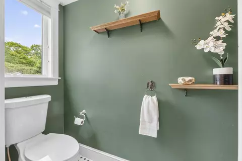 Bath - 32 Harbor Rd, Wells, ME 04090 photo 1 of 6