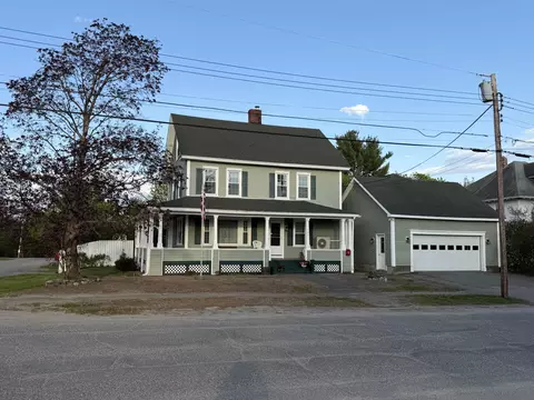 137 Maine Ave, Millinocket, ME 04462