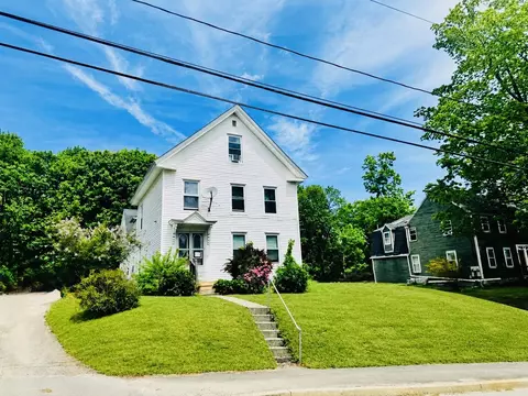 51 Spring St, Gardiner, ME 04345