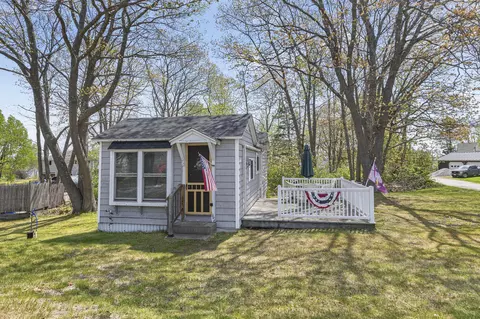 84 Stovers Point Rd, Harpswell, ME 04079