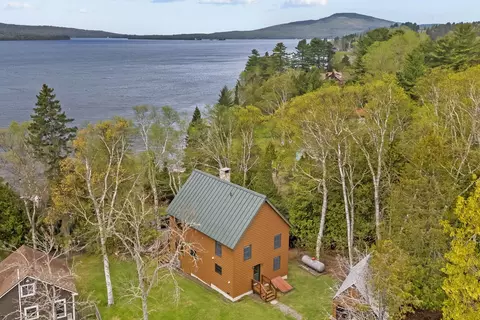 110 Lakeside Lodges Rd, Rangeley, ME 04970