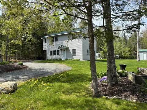 188 Springer Rd, Saint Albans, ME 04971