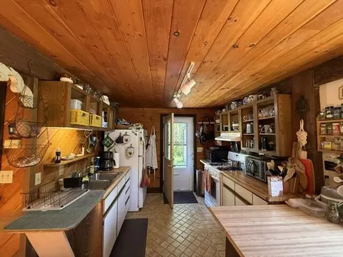 Kitchen - 1175 Us-1, Robbinston, ME 04671 photo 1 of 3