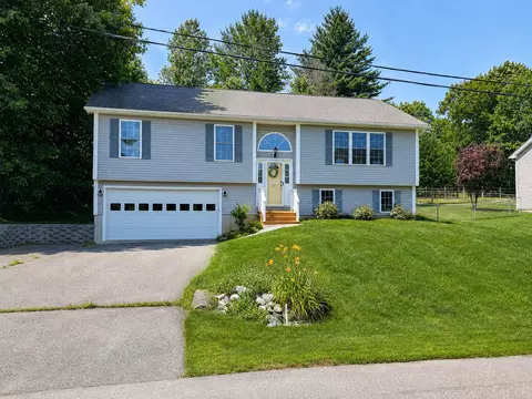 24 Marion Dr, Hampden, ME 04444