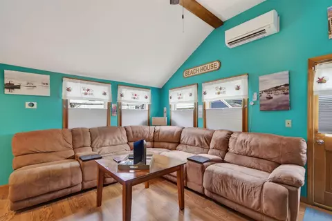 Living - 11 Rose Ln, Ogunquit, ME 03907 photo 2 of 2