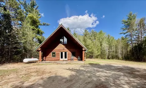 1393 The Arnold Trl, Eustis, ME 04936