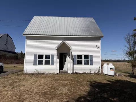Exterior - 1917 State Rd, Castle Hill, ME 04757 photo 2 of 7