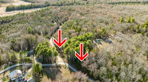 9 Ryan Ln, Surry, ME 04684