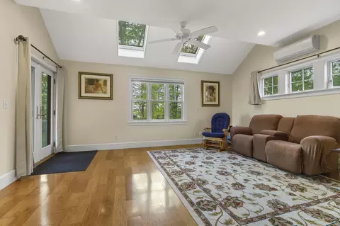 Living - 79 Fort Rd, Edgecomb, ME 04556 photo 3 of 3