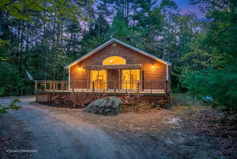 21 Hall Ln, Norway, ME 04268