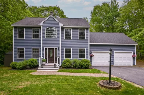 15 Danylle Dr, Limington, ME 04049