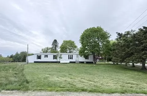 15 West St, Machias, ME 04654