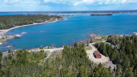 5 5a Alleys Bay Rd, Beals, ME 04611