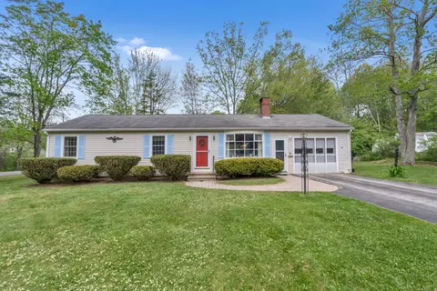 28 Intervale Rd, Kennebunk, ME 04043