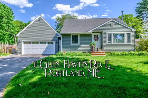 11 Glen Haven Rd E, Portland, ME 04102