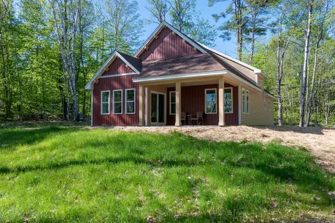 1 Winter Dr, Embden, ME 04958