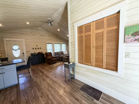 Entry Way - 373 Spring Rd, Augusta, ME 04330 photo 3 of 3
