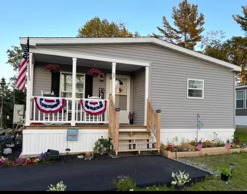 57 Baxter Blvd, Bucksport, ME 04416