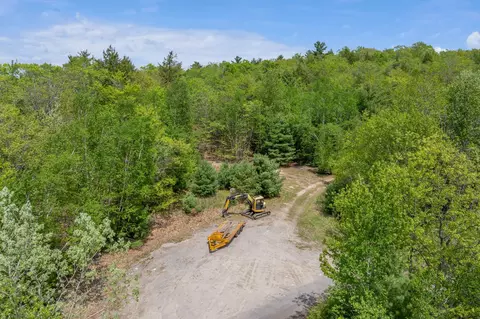 lot Apt 0021 Quarry Cove Rd, Raymond, ME 04071