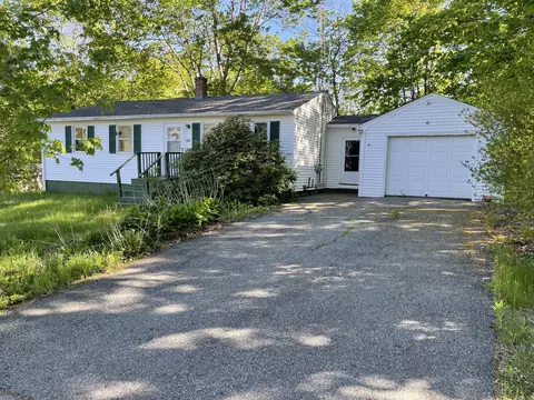 208 Talbot Ave, Rockland, ME 04841