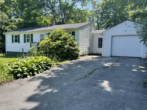 208 Talbot Ave, Rockland, ME 04841