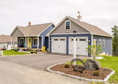 67 River Point Rd, Wiscasset, ME 04578