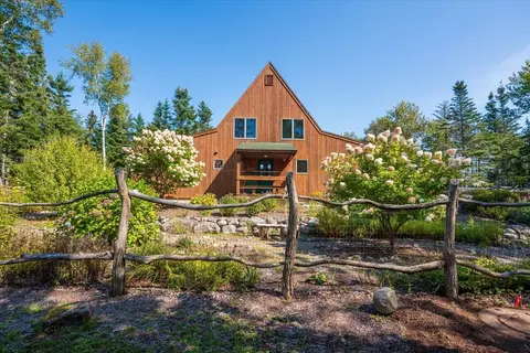 1591 Turtle Head Rd, Islesboro, ME 04848