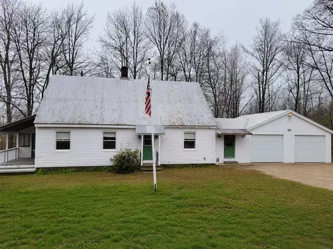 154 Fish St, Fryeburg, ME 04037