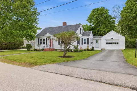 12 Sewall Rd, South Berwick, ME 03908