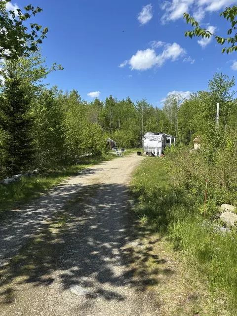 13 Mountain View Ln, Stockton Springs, ME 04981