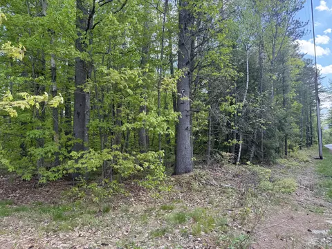 190 Barker Rd, Bethel, ME 04217