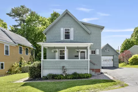 86 King St, Westbrook, ME 04092