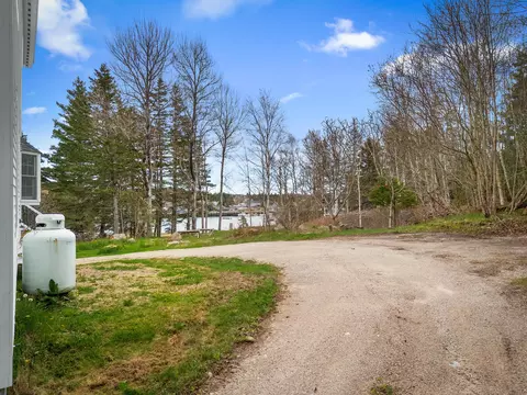 Exterior - 84 Old Harbor Rd, Vinalhaven, ME 04863 photo 3 of 3
