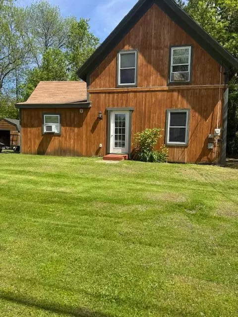 30 Troy Rd, Burnham, ME 04922