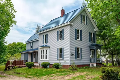 172 Highland Ave, Gardiner, ME 04345