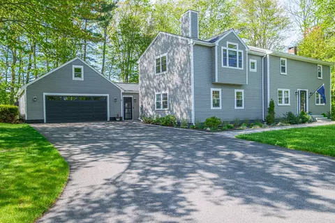 6 Plymouth Dr, Scarborough, ME 04074