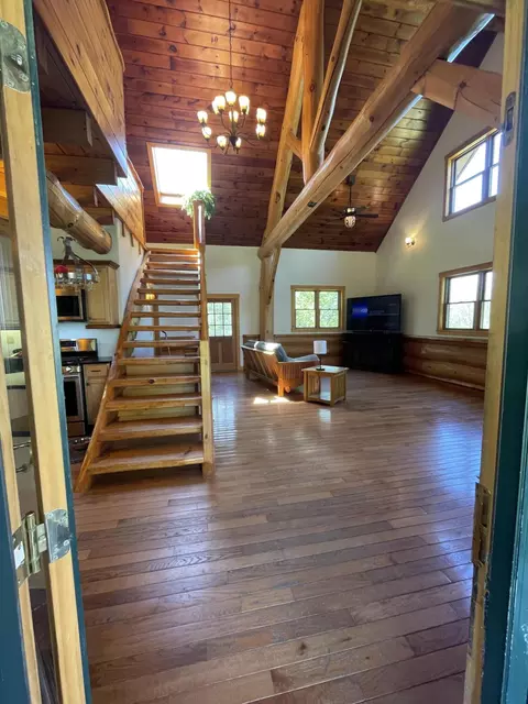 Entry Way - 44 Holmes Ln, Cushing, ME 04563 photo 1 of 7