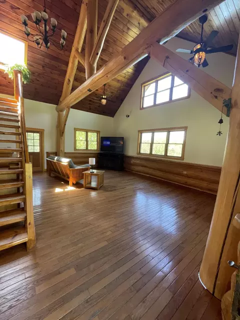 Living - 44 Holmes Ln, Cushing, ME 04563 photo 1 of 17