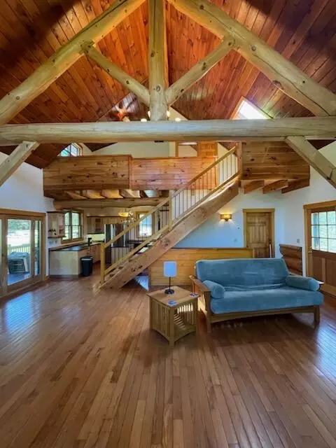 Living - 44 Holmes Ln, Cushing, ME 04563 photo 7 of 17
