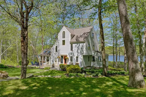 38 Porcupine Ridge Rd, Bremen, ME 04551